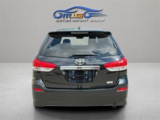 2012 Toyota Wish - Thumbnail