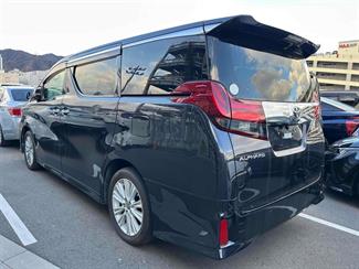 2016 Toyota Alphard - Thumbnail