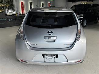 2013 Nissan Leaf - Thumbnail