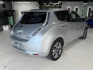 2013 Nissan Leaf - Thumbnail