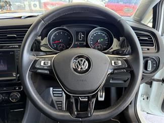 2015 Volkswagen Golf - Thumbnail