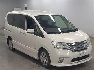 2013 Nissan Serena - Thumbnail