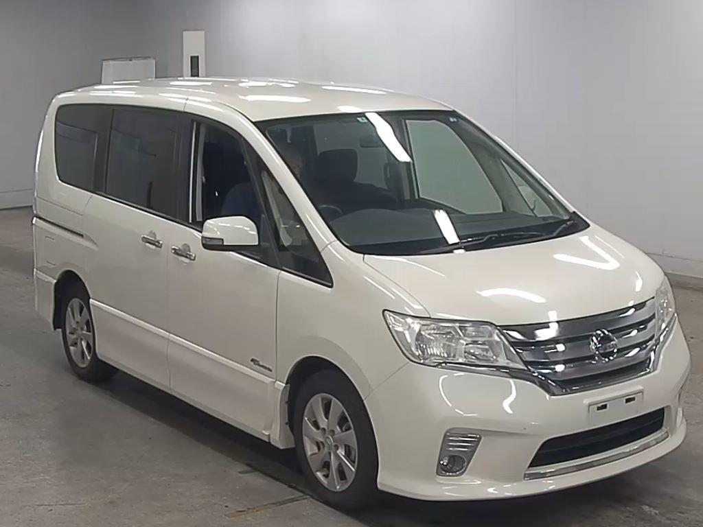 2013 Nissan Serena