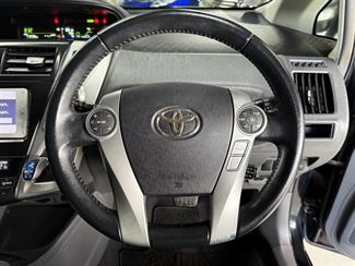 2014 Toyota Prius - Thumbnail