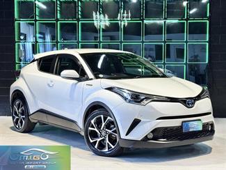 2017 Toyota C-HR - Thumbnail