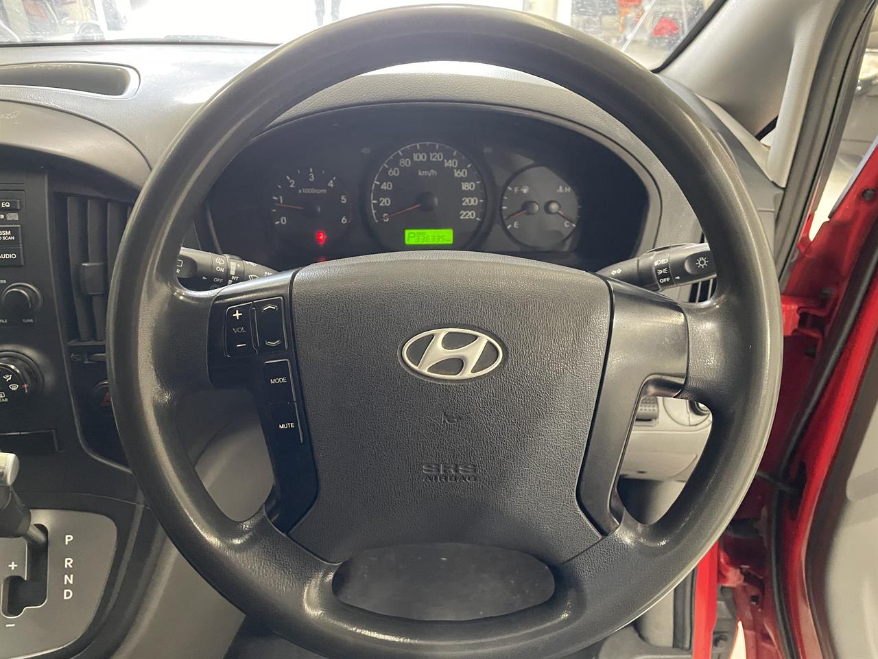 2009 HYUNDAI H1