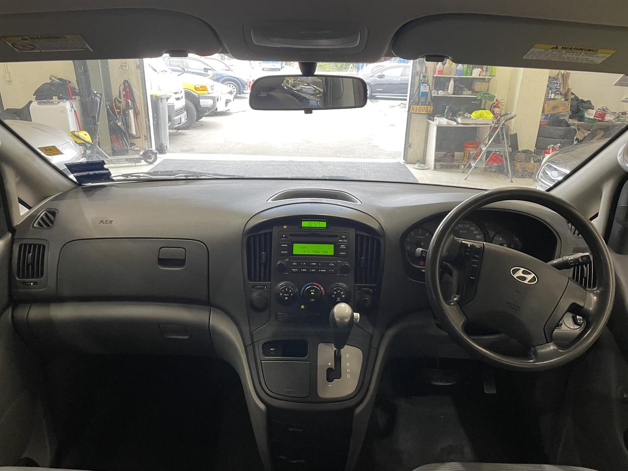 2009 HYUNDAI H1