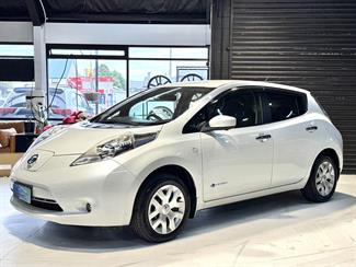 2016 Nissan Leaf - Thumbnail