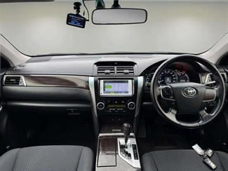 2014 Toyota Camry - Thumbnail