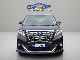 2016 Toyota Alphard - Thumbnail