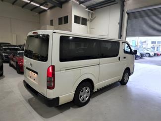 2018 Toyota Hiace - Thumbnail