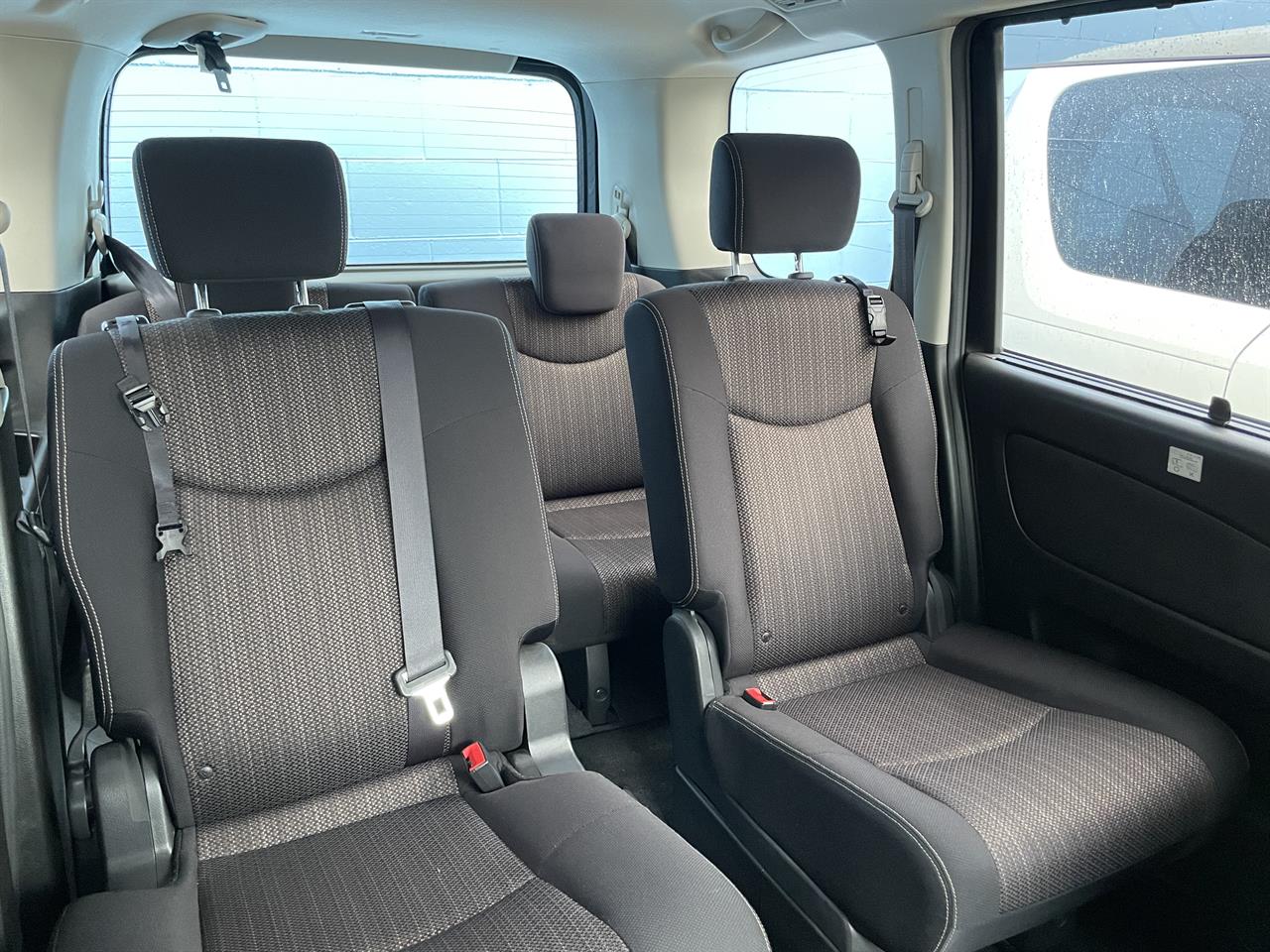 2016 Nissan Serena