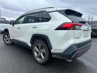 2019 Toyota Rav4 - Thumbnail