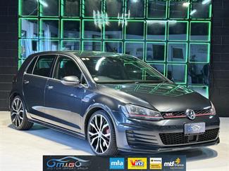 2014 Volkswagen Golf - Thumbnail