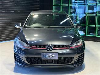 2014 Volkswagen Golf - Thumbnail