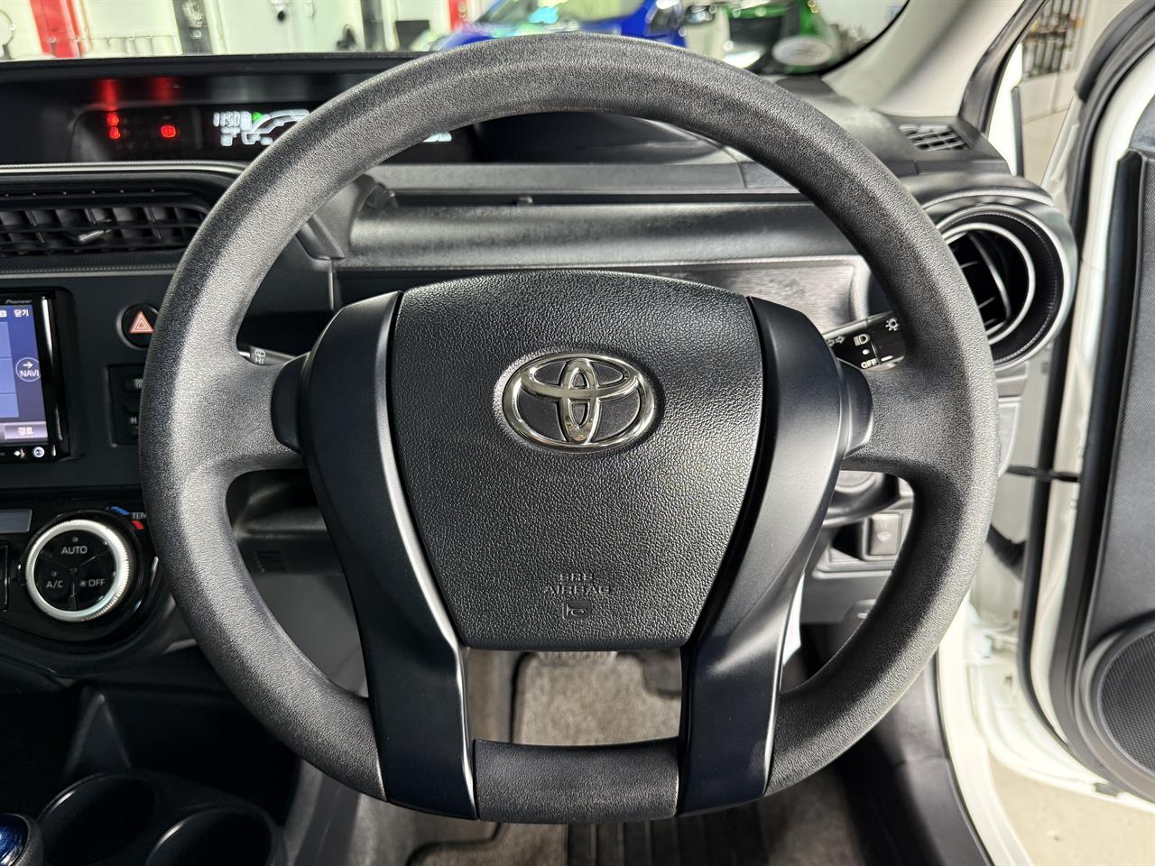 2017 Toyota Aqua