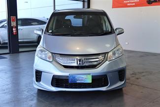 2012 Honda FREED - Thumbnail