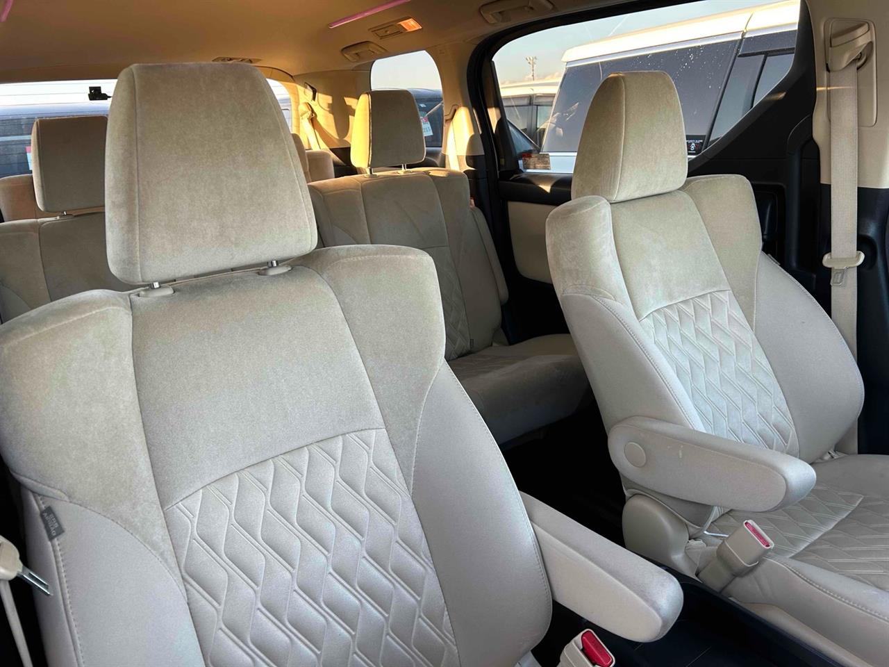 2019 Toyota Vellfire