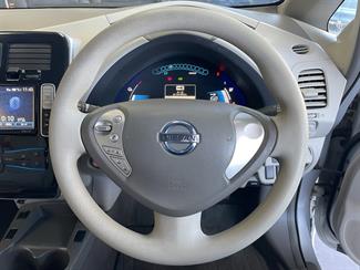 2012 Nissan Leaf - Thumbnail