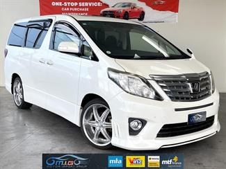 2013 Toyota Alphard - Thumbnail