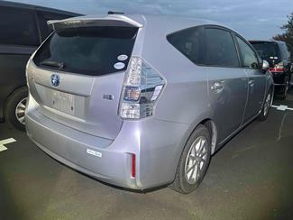 2012 Toyota Prius - Thumbnail