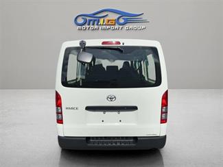 2019 Toyota Hiace - Thumbnail