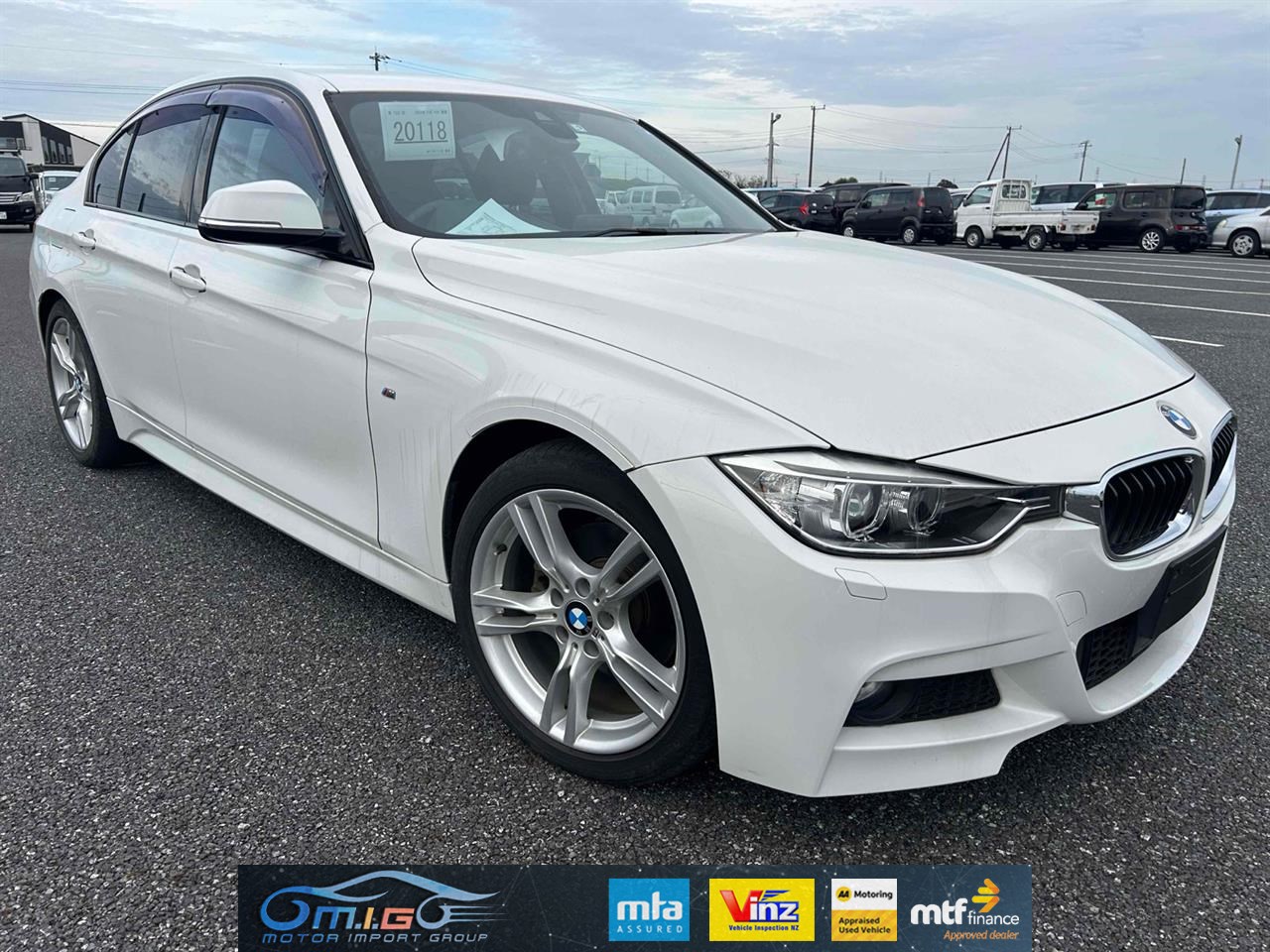 2015 BMW 320