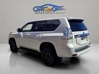 2016 Toyota Land Cruiser Prado - Thumbnail