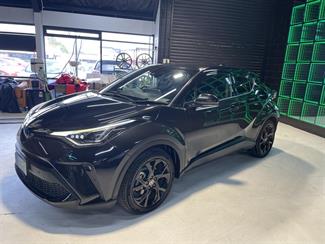 2021 Toyota C-HR - Thumbnail