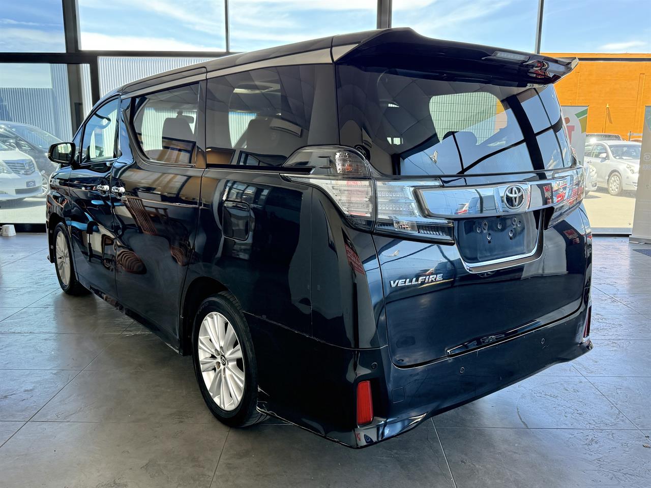 2015 Toyota Vellfire