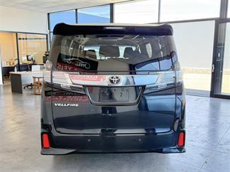 2015 Toyota Vellfire - Thumbnail