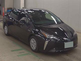 2019 Toyota Prius - Thumbnail