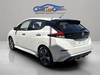 2018 Nissan Leaf - Thumbnail