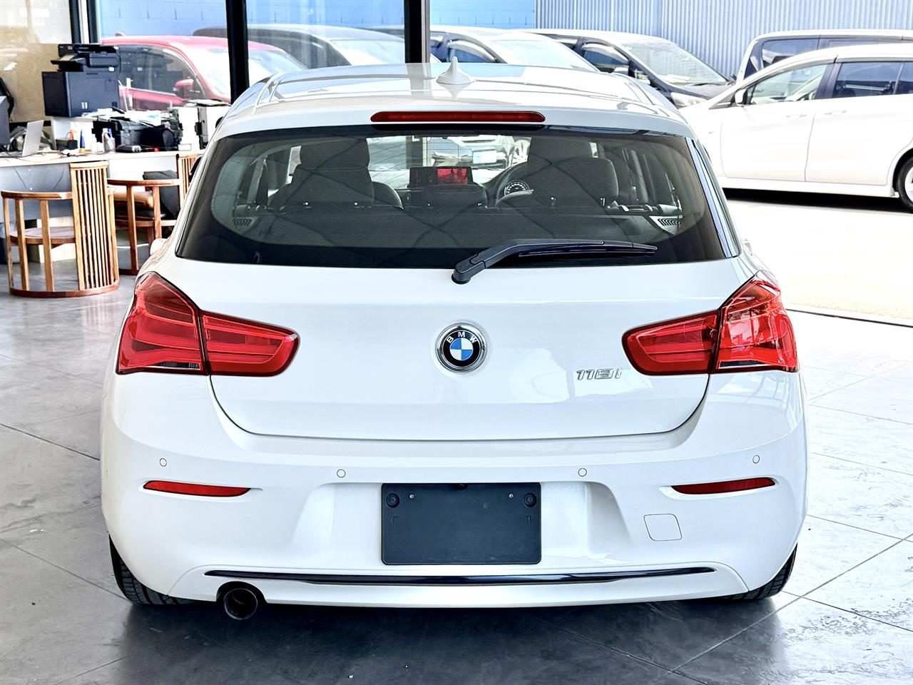 2018 BMW 118I