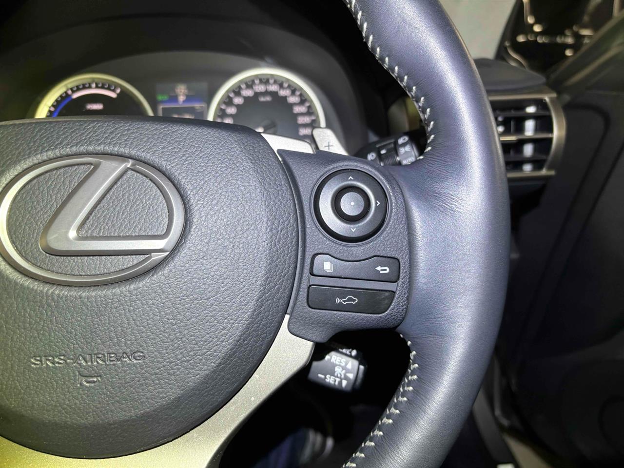 2013 Lexus IS 300H