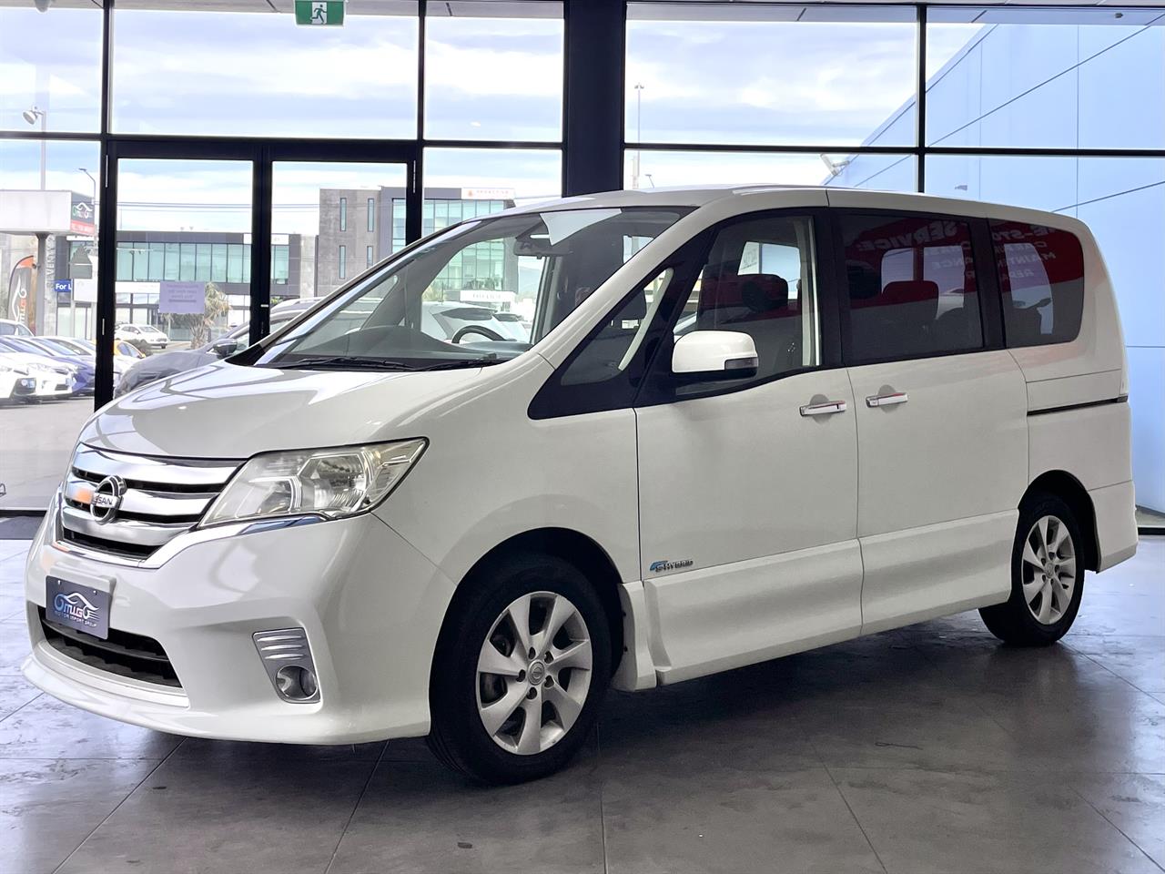 2013 Nissan Serena