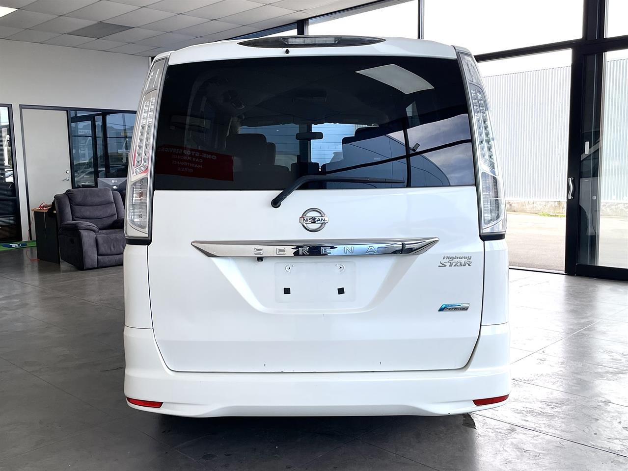 2013 Nissan Serena