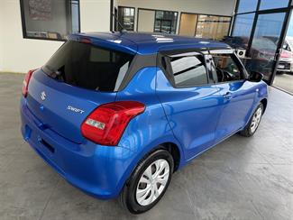 2017 Suzuki Swift - Thumbnail