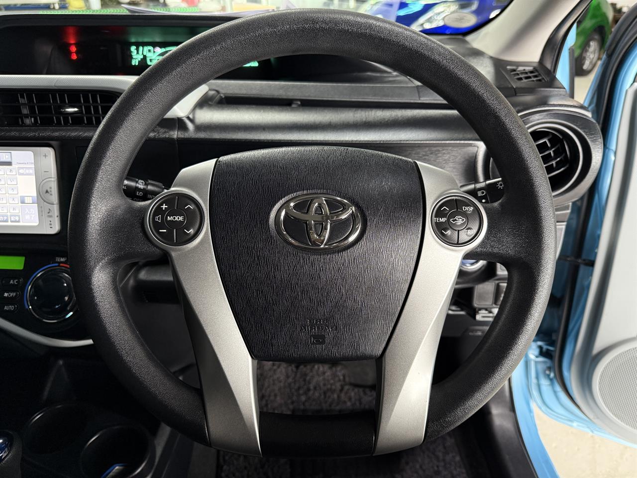 2013 Toyota Aqua