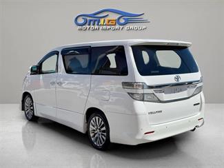 2014 Toyota Vellfire - Thumbnail