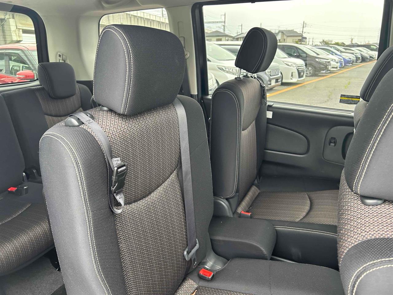 2016 Nissan Serena