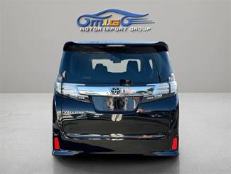 2016 Toyota Vellfire - Thumbnail