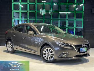 2014 Mazda Axela - Thumbnail