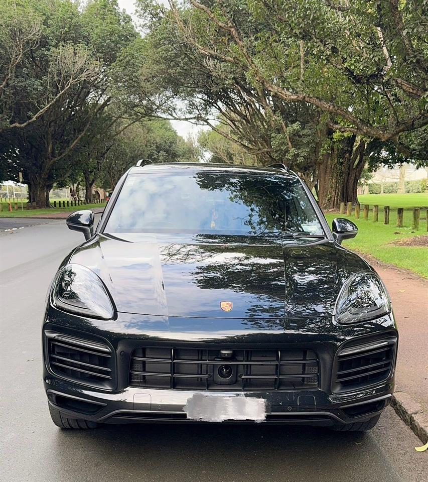 2023 Porsche Cayenne