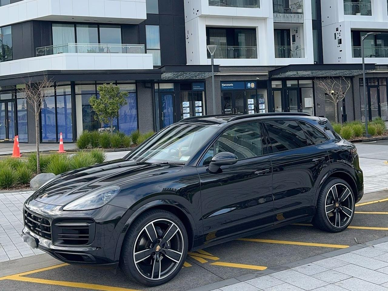 2023 Porsche Cayenne