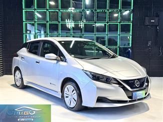 2017 Nissan Leaf - Thumbnail